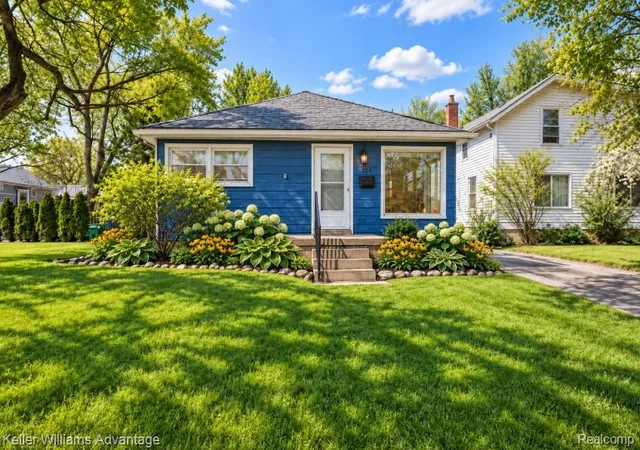 Photo 1 of Single family home for sale at 1624 11 Mile Rd, Berkley, MI 48072 | MLS# 20261067022 | Listing updated on 2026-10-06