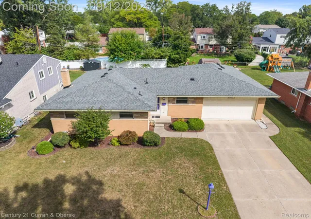 Photo 1 of Single family home for sale at 30222 Buckingham St, Livonia, MI 48154 | MLS# 20261067034 | Listing updated on 2026-09-18
