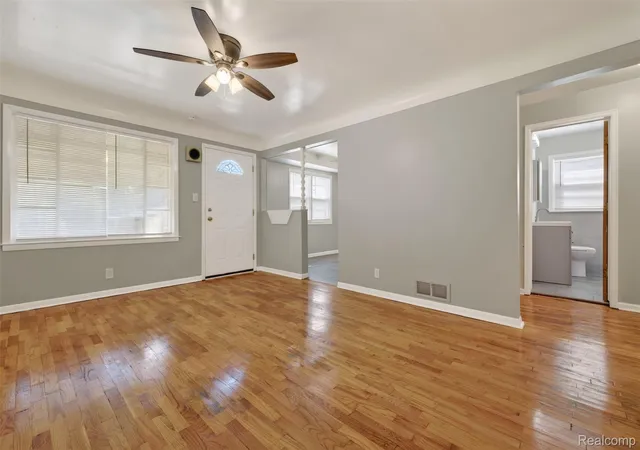 Photo 4 of Single family home for sale at 3806 Herrick St, Flint City Genesee, MI 48532 | MLS# 20261067170 | Listing updated on 2026-09-14
