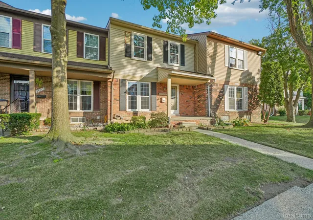 Photo 2 of Condo for sale at 36517 Park Pl Dr, Sterling Heights, MI 48310 | MLS# 20261067179 | Listing updated on 2026-09-12