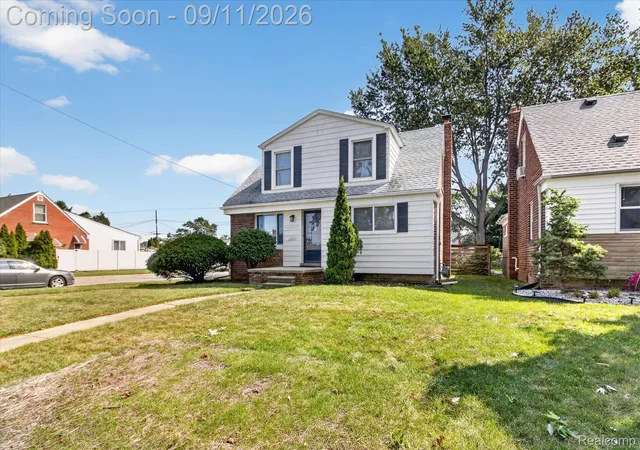 Photo 3 of Single family home for sale at 10005 Park Ave, Allen Park, MI 48101 | MLS# 20261067409 | Listing updated on 2026-09-14