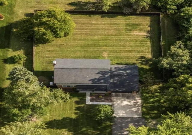 Photo 2 of Single family home for sale at 705 W Bemis Rd, York Charter Township Washtenaw, MI 48176 | MLS# 81026044581 | Listing updated on 2026-10-11