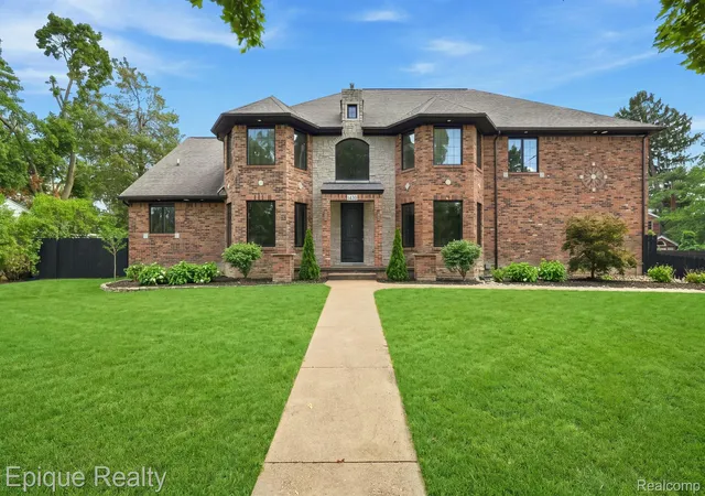 Photo 1 of Mansion for sale at 1420 Yosemite Blvd, Birmingham, MI 48009 | MLS# 20261067505 | Listing updated on 2026-09-09