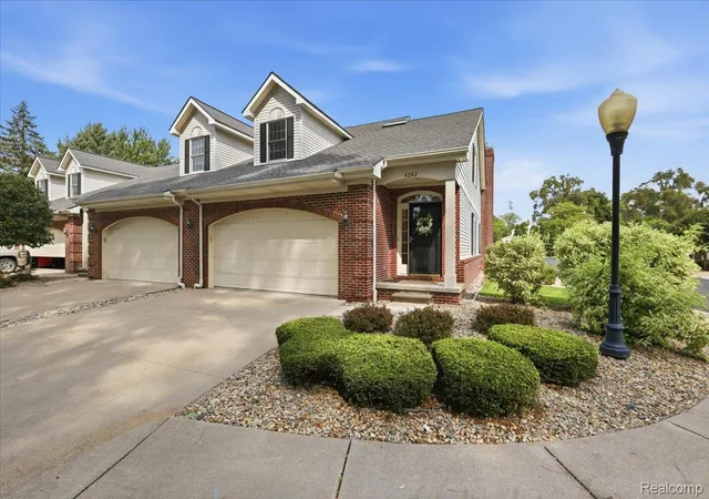 Photo 1 of Condo for sale at 4282 Elden Pl, Waterford, MI 48329 | MLS# 20261067533 | Listing updated on 2026-09-04