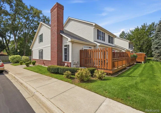 Photo 40 of Condo for sale at 4282 Elden Pl, Waterford, MI 48329 | MLS# 20261067533 | Listing updated on 2026-09-04