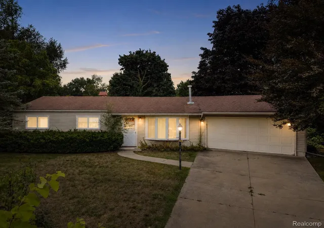 Photo 1 of Sale Pending at 4595 Newcroft Ct, Commerce Township, MI 48382 | MLS# 20261067640 | Listing updated on 2026-09-13