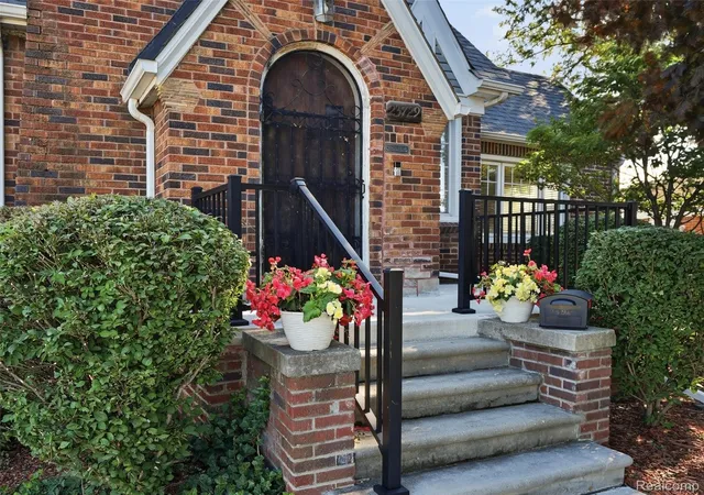 Photo 3 of Single family home for sale at 23729 Joy St, Saint Clair Shores, MI 48082 | MLS# 20261067682 | Listing updated on 2026-09-11