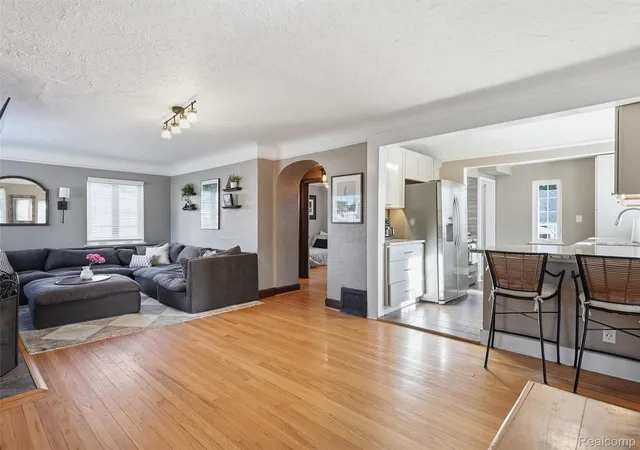 Photo 4 of Single family home for sale at 23729 Joy St, Saint Clair Shores, MI 48082 | MLS# 20261067682 | Listing updated on 2026-09-11