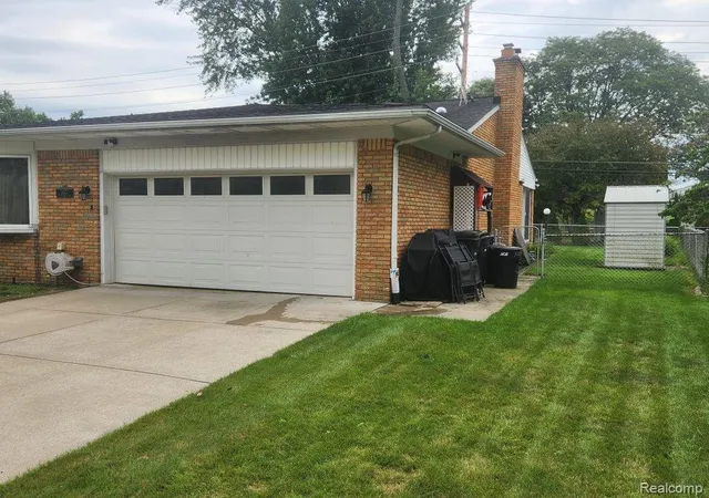 Photo 2 of Single family home for sale at 30127 Brookview Dr, Livonia, MI 48152 | MLS# 20261067687 | Listing updated on 2026-09-15