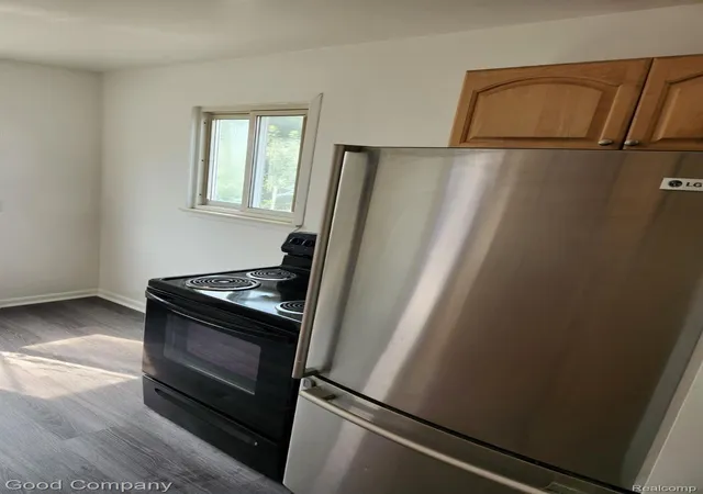 Photo 3 of Single family home for sale at 24521 Wilmot Ave, Eastpointe, MI 48021 | MLS# 20261067728 | Listing updated on 2026-09-23