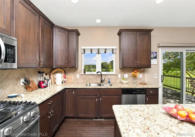 Photo 3 of Single family home for sale at 5616 Jada Dr, Highland Charter Township Oakland, MI 48356 | MLS# 20261067738 | Listing updated on 2026-10-10