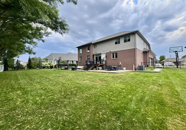 Photo 2 of Single family home for sale at 21568 Fort Worth Dr, Macomb Township Macomb, MI 48044 | MLS# 81026044763 | Listing updated on 2026-09-10