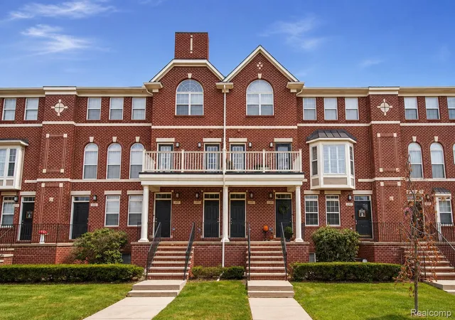 Condo for sale at 1405 Raliegh Pl, Troy, MI 48084 | MLS# 20261067840