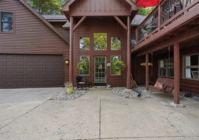 Photo 3 of Single family home for sale at 9317 Lovejoy Rd, Deerfield Township Livingston, MI 48451 | MLS# 20261067853 | Listing updated on 2026-10-11
