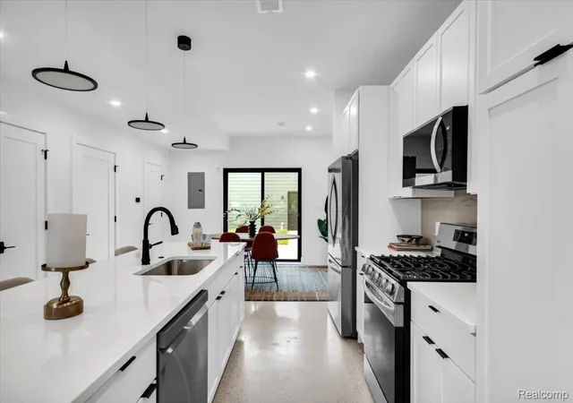 Photo 3 of Condo for sale at 7546 Churchill St, Detroit, MI 48206 | MLS# 20261067856 | Listing updated on 2026-09-15