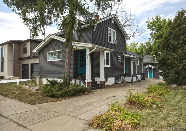 Photo 2 of Single family home for sale at 1791 E Saratoga St, Ferndale, MI 48220 | MLS# 20261067859 | Listing updated on 2026-10-29