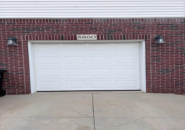 Photo 3 of Condo for sale at 5860 Acorn Ln, Sterling Heights, MI 48314 | MLS# 20261067868 | Listing updated on 2026-09-04