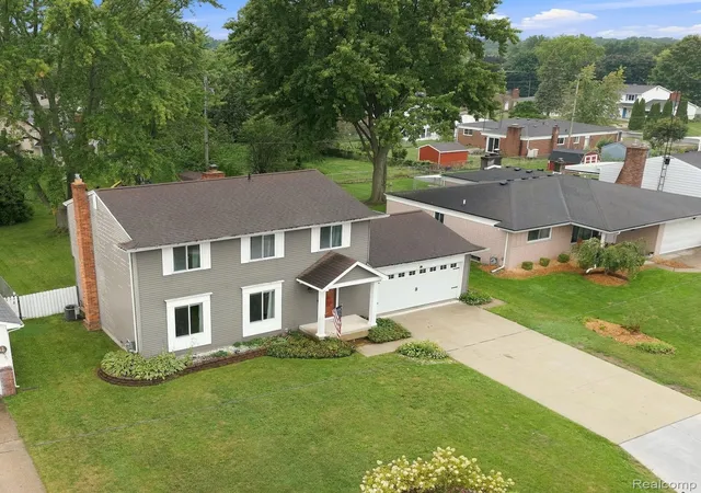 Photo 2 of Single family home for sale at 5106 Ml Wheel Dr, Grand Blanc, MI 48439 | MLS# 20261067891 | Listing updated on 2026-09-14