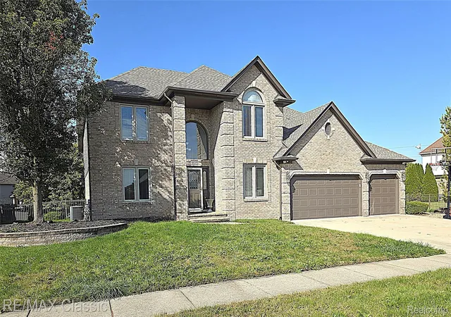 Photo 2 of Single family home for sale at 48259 Beacon Sq Dr, Macomb, MI 48044 | MLS# 20261067993 | Listing updated on 2026-10-14
