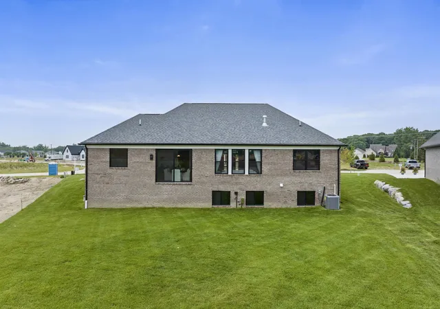 Photo 3 of Single family home for sale at 55609 Laurel Oaks Ln, Shelby Charter Township Macomb, MI 48315 | MLS# 58050219708 | Listing updated on 2026-09-11