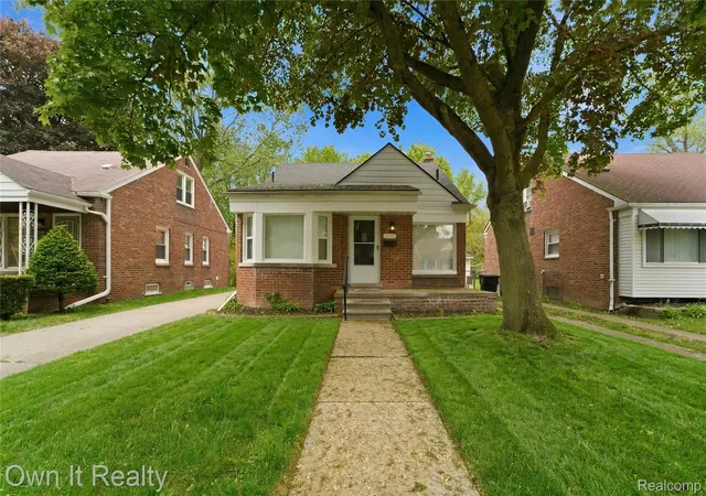 Photo 1 of Single family home for sale at 10021 Grayfield, Redford, MI 48239 | MLS# 20261068024 | Listing updated on 2026-10-03