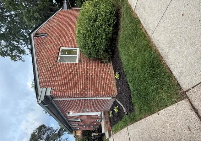 Photo 3 of Single family home for sale at 318 Royal Park Ln, Madison Heights, MI 48071 | MLS# 20261068078 | Listing updated on 2026-09-14