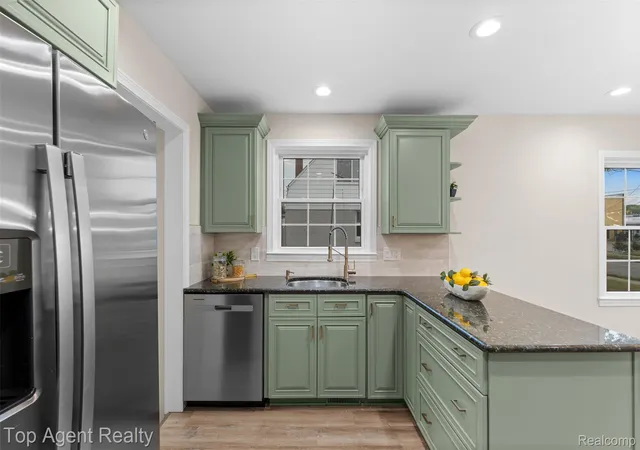 Photo 3 of Single family home for sale at 3323 Gardner Ave, Berkley, MI 48072 | MLS# 20261068093 | Listing updated on 2026-10-01