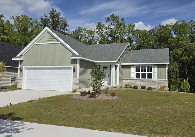 Photo 1 of Single family home for sale at 3337 Se Nature View Dr Se, Kentwood City Kent, MI 49512 | MLS# 65026044940 | Listing updated on 2026-09-01