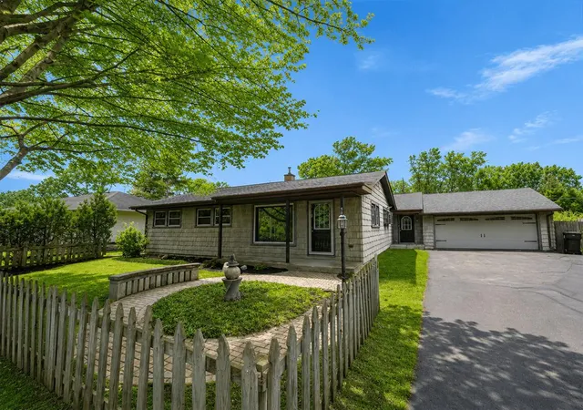 Photo 1 of Single family home for sale at 5480 Wellesley Dr, Spring Arbor Township Jackson, MI 49201 | MLS# 55026044966 | Listing updated on 2026-09-03