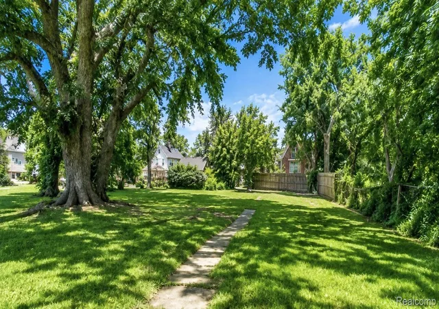 Photo 3 of Land for sale at 2627 Wabash St, Detroit, MI 48216 | MLS# 20261068229 | Listing updated on 2026-09-03