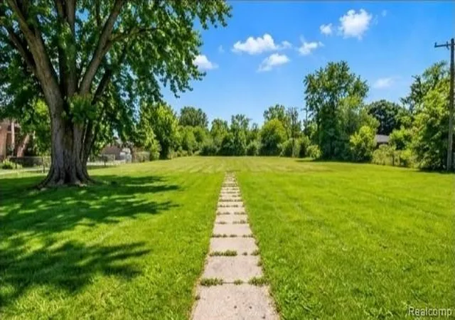 Photo 4 of Land for sale at 2627 Wabash St, Detroit, MI 48216 | MLS# 20261068229 | Listing updated on 2026-09-03