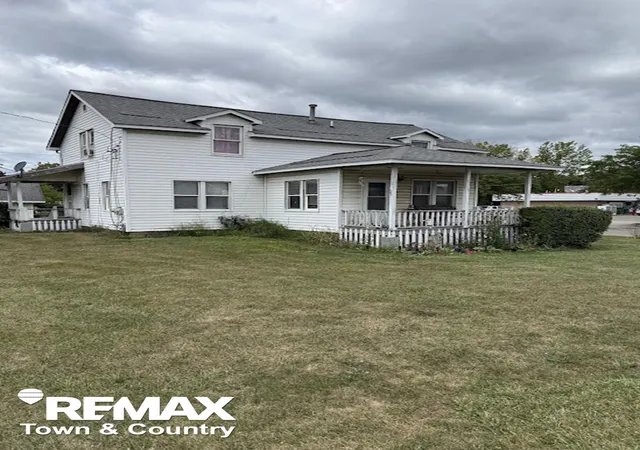 Photo 3 of Multi family home for sale at 8315 N Saginaw St, Mt Morris City Genesee, MI 48458 | MLS# 5050219793 | Listing updated on 2026-09-02
