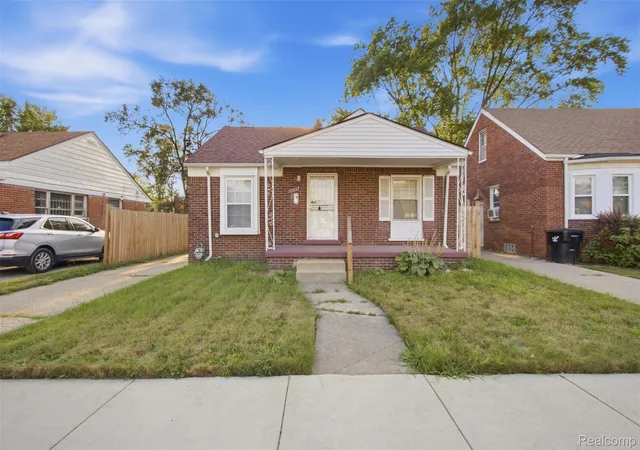 Photo 2 of Single family home for sale at 19327 Sunset St, Detroit, MI 48234 | MLS# 20261068284 | Listing updated on 2026-10-19