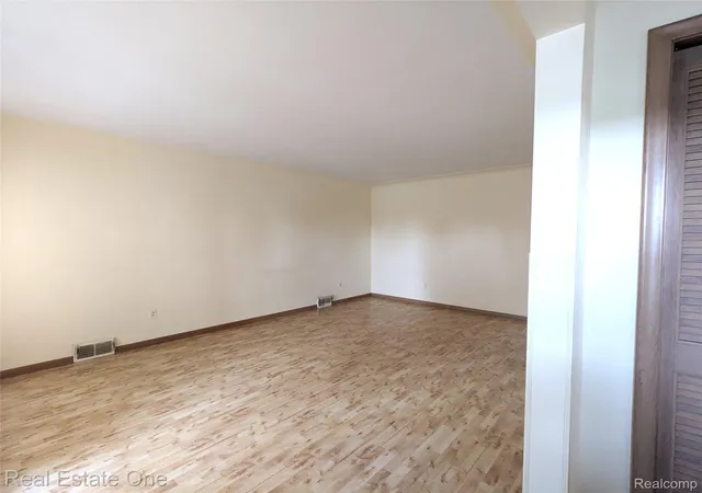Photo 3 of Single family home for sale at 16034 Hauss Ave, Eastpointe, MI 48021 | MLS# 20261068331 | Listing updated on 2026-09-18