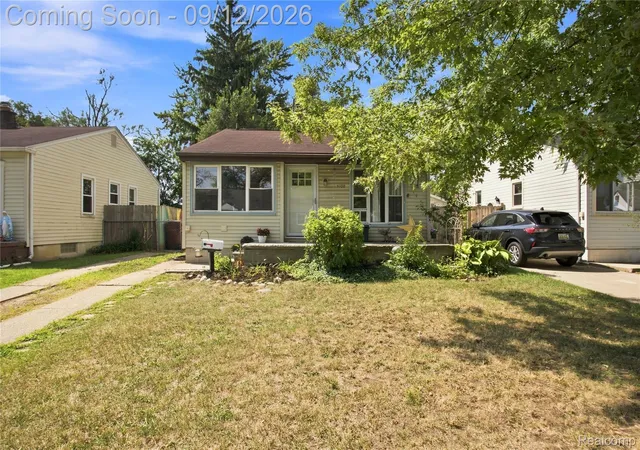 Photo 2 of Single family home for sale at 5108 Mildred St, Wayne, MI 48184 | MLS# 20261068379 | Listing updated on 2026-09-12