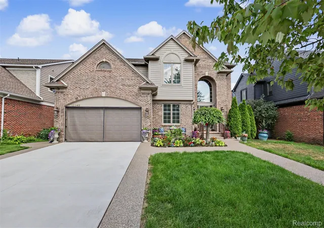 Photo 3 of Single family home for sale at 13340 Andover Dr, Plymouth Charter Township Wayne, MI 48170 | MLS# 20261068386 | Listing updated on 2026-09-12