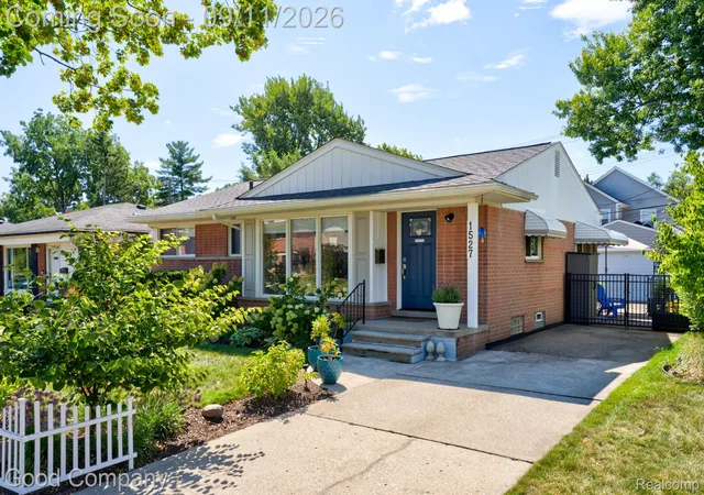 Photo 1 of Sale Pending at 1527 Poplar Ave, Royal Oak, MI 48073 | MLS# 20261068395 | Listing updated on 2026-09-14