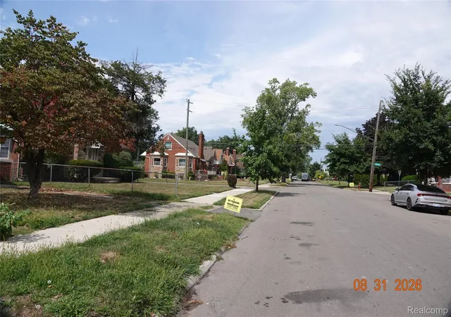 Photo 3 of Single family home for sale at 15371 Lindsay St, Detroit, MI 48227 | MLS# 20261068404 | Listing updated on 2026-10-09