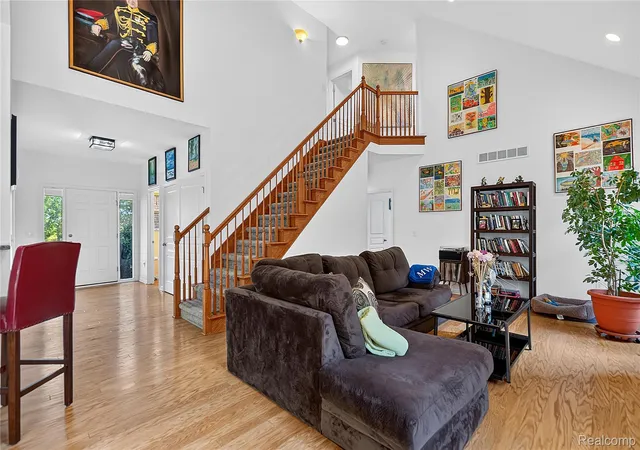 Photo 4 of Condo for sale at 30935 Bradmore Rd, Warren, MI 48092 | MLS# 20261068461 | Listing updated on 2026-09-18