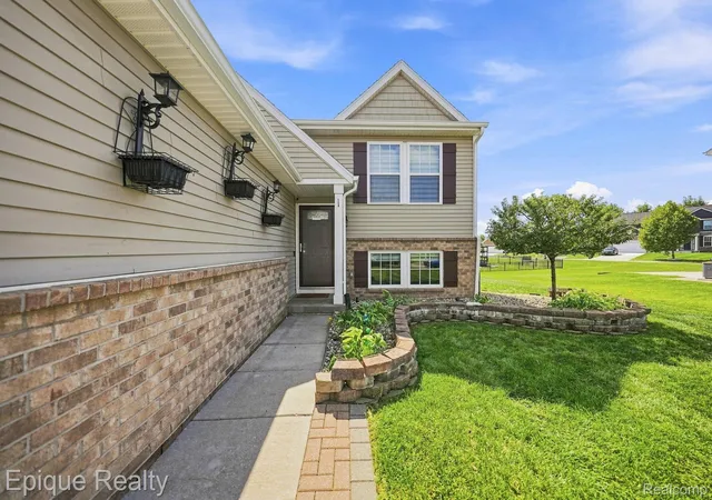 Photo 3 of Single family home for sale at 9128 Fawn Dr, Ypsilanti, MI 48197 | MLS# 20261068630 | Listing updated on 2026-09-14