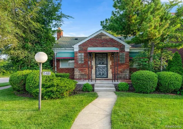 Photo 1 of Single family home for sale at 15405 Young St, Detroit, MI 48205 | MLS# 20261068633 | Listing updated on 2026-10-02