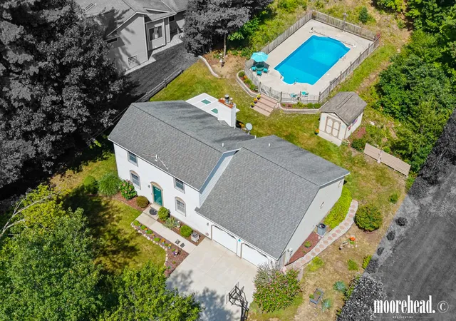 Photo 1 of Single family home for sale at 17047 Lincoln St, Grand Haven Charter Township Ottawa, MI 49417 | MLS# 65026045381 | Listing updated on 2026-09-17