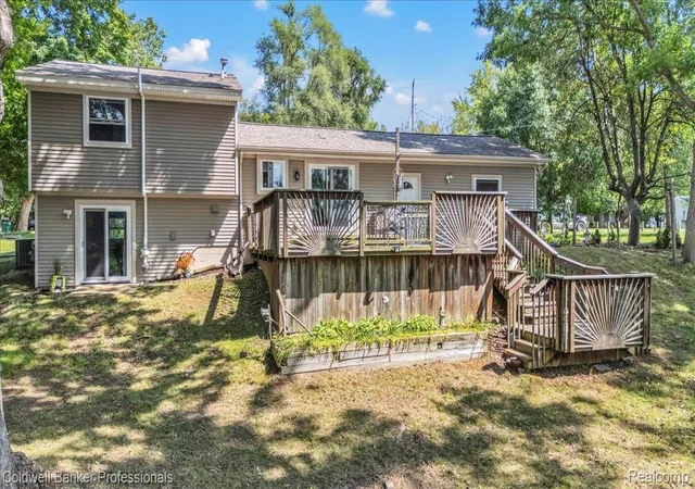 Photo 2 of Single family home for sale at 5969 N Bay, Clarkston, MI 48346 | MLS# 20261068872 | Listing updated on 2026-09-12