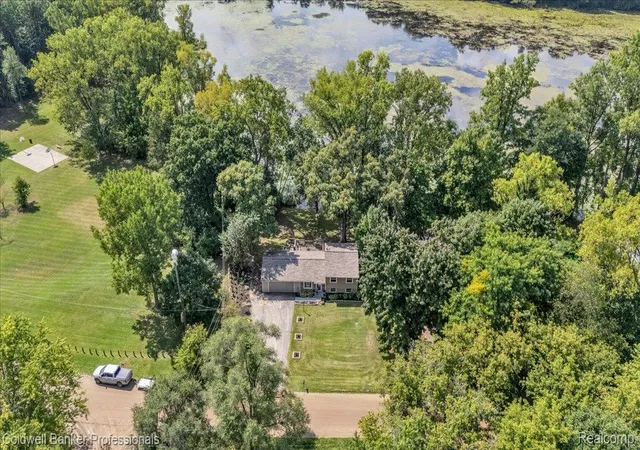 Photo 31 of Single family home for sale at 5969 N Bay, Clarkston, MI 48346 | MLS# 20261068872 | Listing updated on 2026-09-12