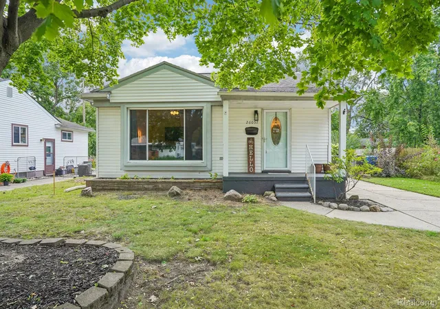 Photo 1 of Single family home for sale at 26057 Osmun St, Madison Heights, MI 48071 | MLS# 20261068987 | Listing updated on 2026-09-12