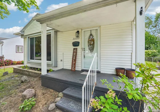 Photo 3 of Single family home for sale at 26057 Osmun St, Madison Heights, MI 48071 | MLS# 20261068987 | Listing updated on 2026-09-12