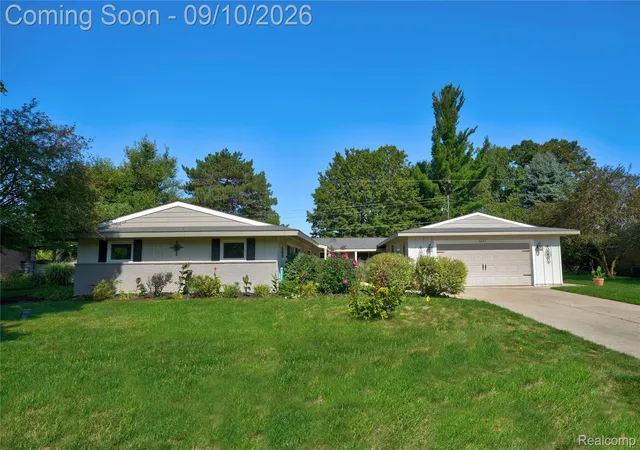 Photo 1 of Single family home for sale at 6243 Westview Dr, Grand Blanc, MI 48439 | MLS# 20261069045 | Listing updated on 2026-09-11