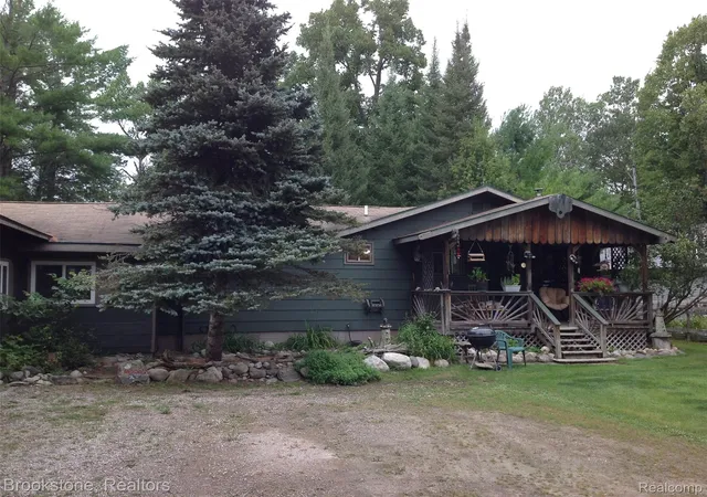 Photo 2 of Single family home for sale at 13550 W Shore Dr, Millersburg, MI 49759 | MLS# 20261069047 | Listing updated on 2026-09-02