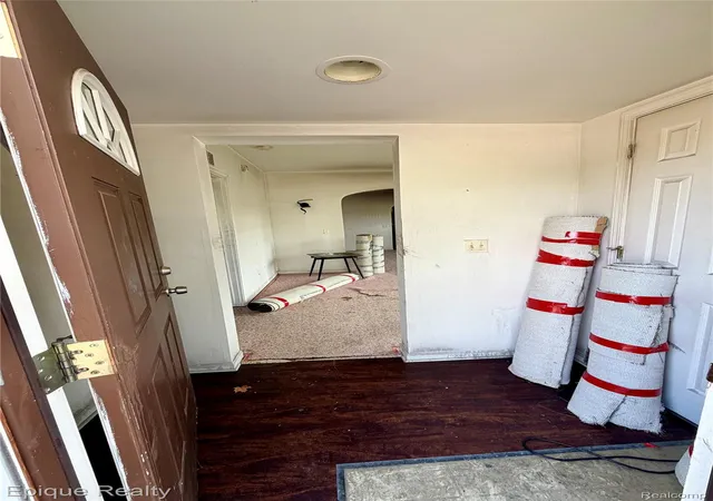 Photo 3 of Single family home for sale at 1700 Delaware Ave, Flint, MI 48506 | MLS# 20261069074 | Listing updated on 2026-09-05