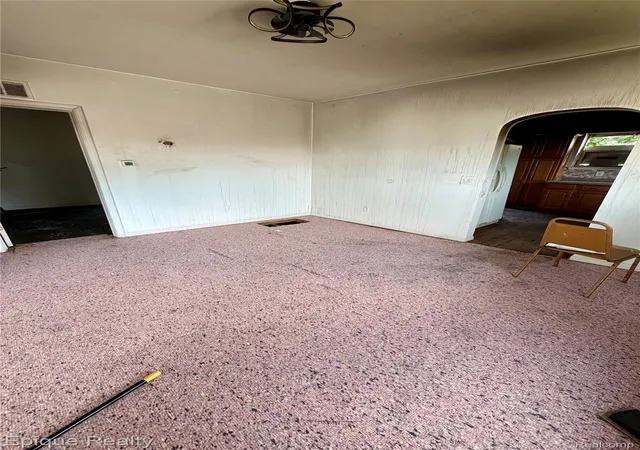 Photo 4 of Single family home for sale at 1700 Delaware Ave, Flint, MI 48506 | MLS# 20261069074 | Listing updated on 2026-09-05